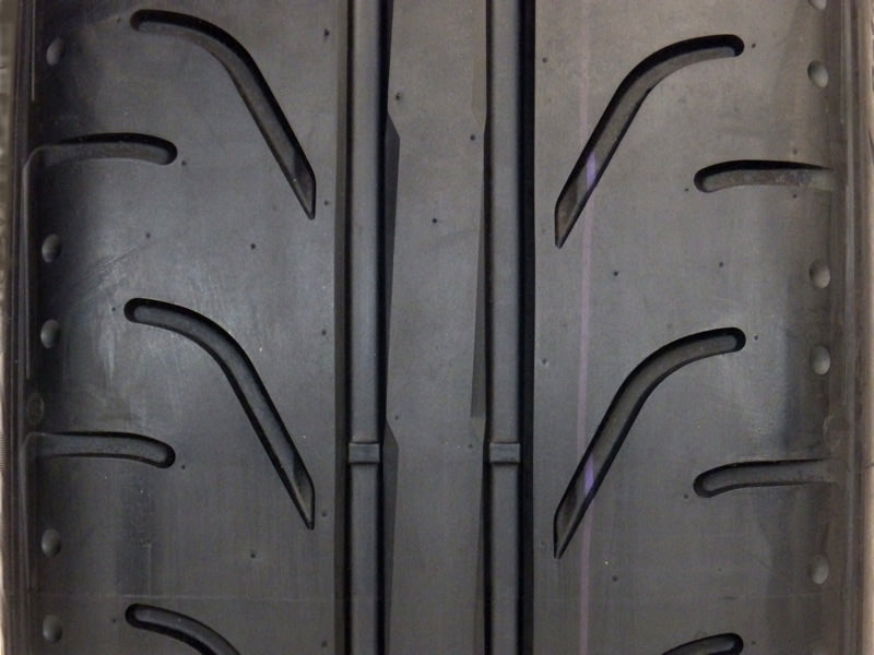 Vitour Tempesta Enzo V-02R – Salinas Tires and Wheels