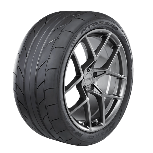 NT555RII P305/45R17 102W LL 27