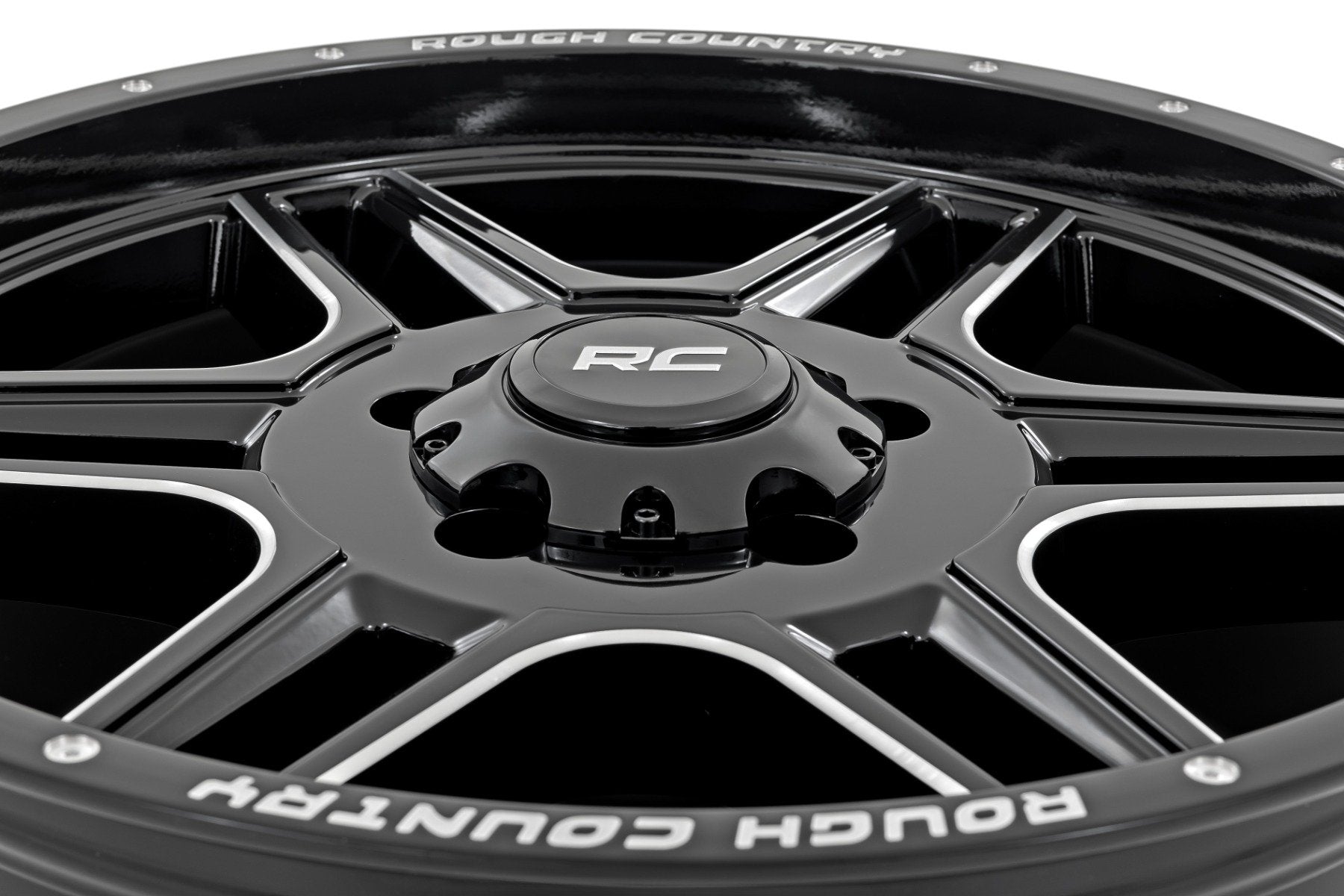 Rough Country 92 Series Wheel | Machined One-Piece | Gloss Black | 18x9 | 6x135 | +0mm