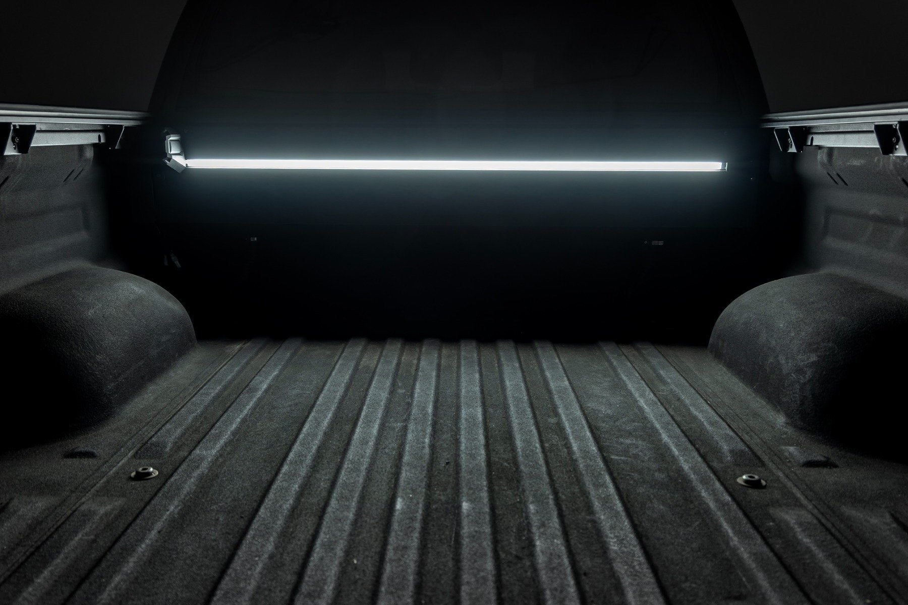 Powered Retractable Bed Cover | 5'7" Bed | Toyota Tundra (07-21)