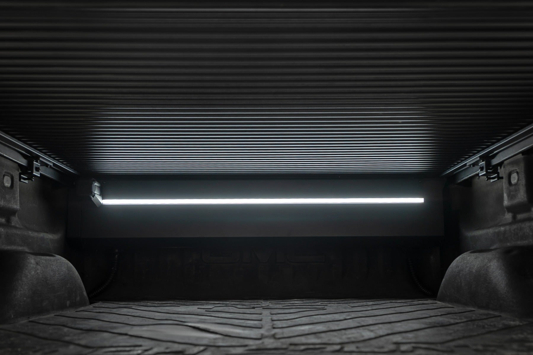 Powered Retractable Bed Cover | 5'9" Bed | GM 1500 (14-18) / 2500 (14-19)