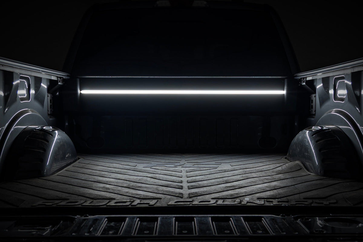 Powered Bed Cover | 6'10" Bed | Ford F-250/F-350 Super Duty 2WD/4WD (17-26)