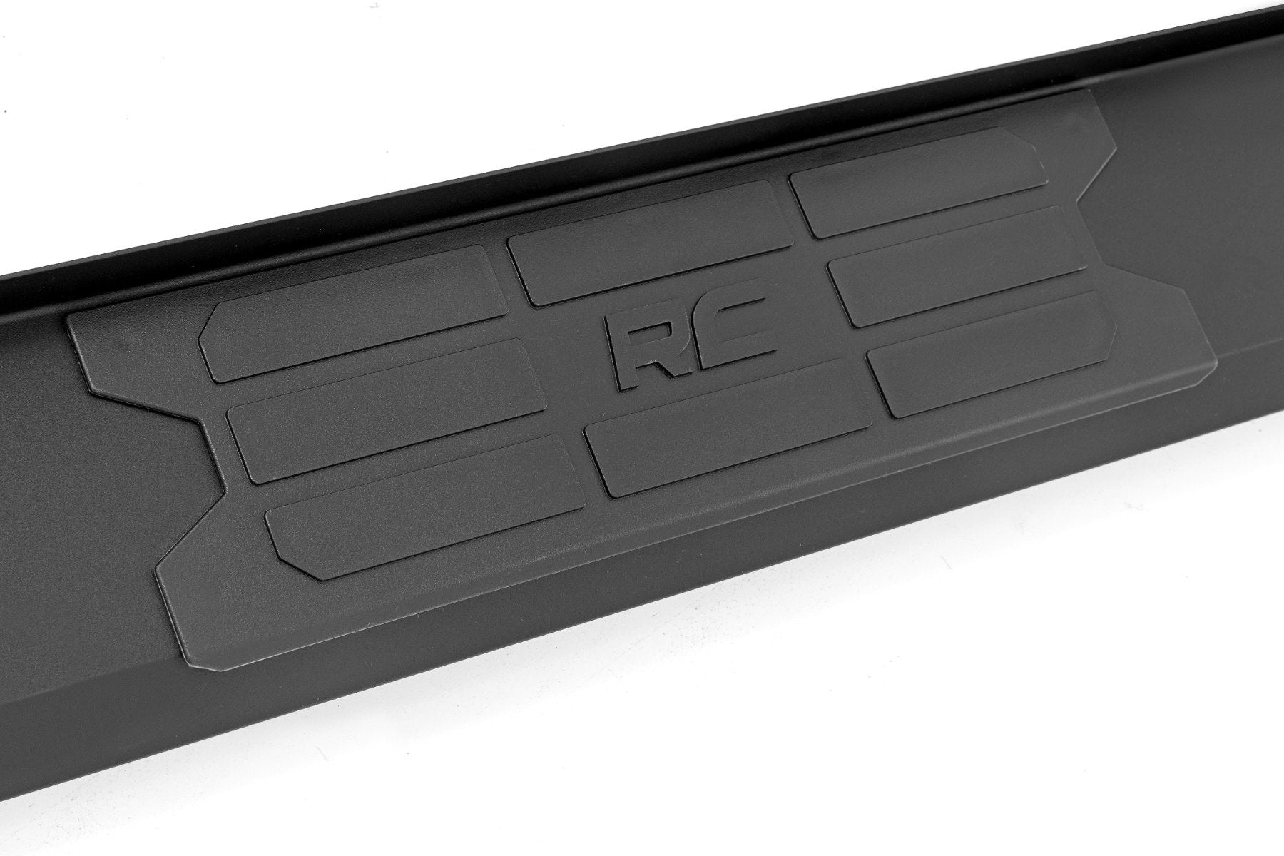 HD2 Aluminum Running Boards | Ext Cab | Chevy/GMC 1500 (99-06 & Classic)