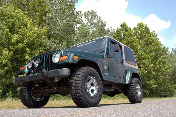 jeep-lift-kit_650-installed_2_2.jpg