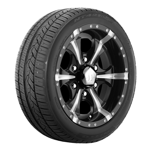 NT421Q 275/40R20 106W XL 28.6