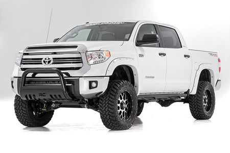 toyota-16-tundra-white-fd-studio-773n2_3.jpg
