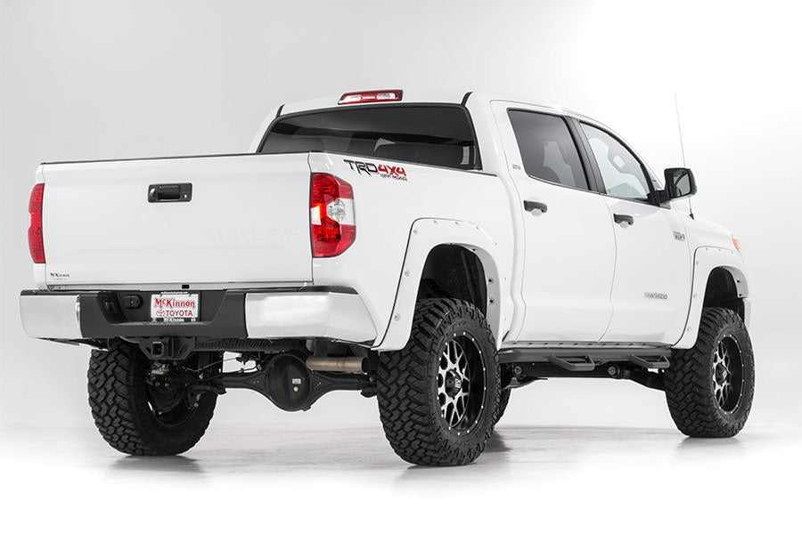 toyota-16-tundra-white-rp-studio-773n2_3.jpg
